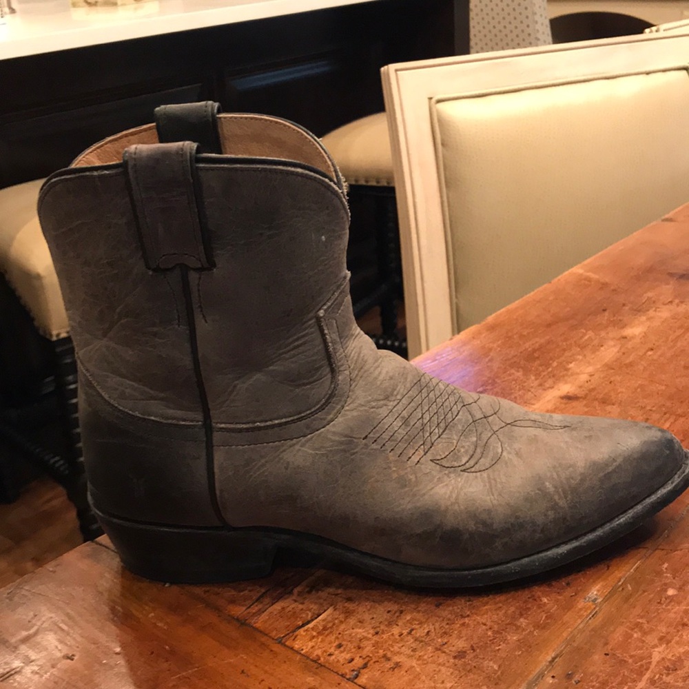 Frye billy short boot, gray